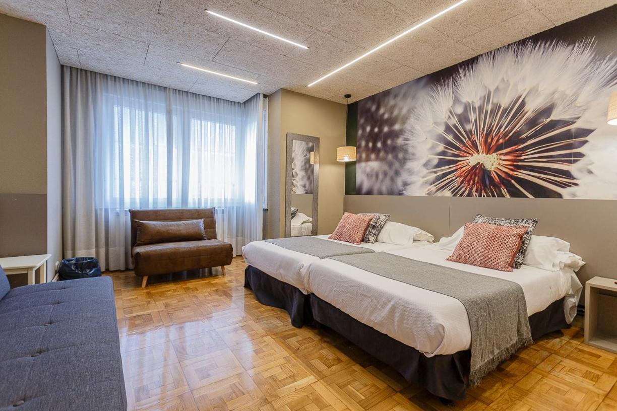 Hostal Rodas Пампона Екстериор снимка
