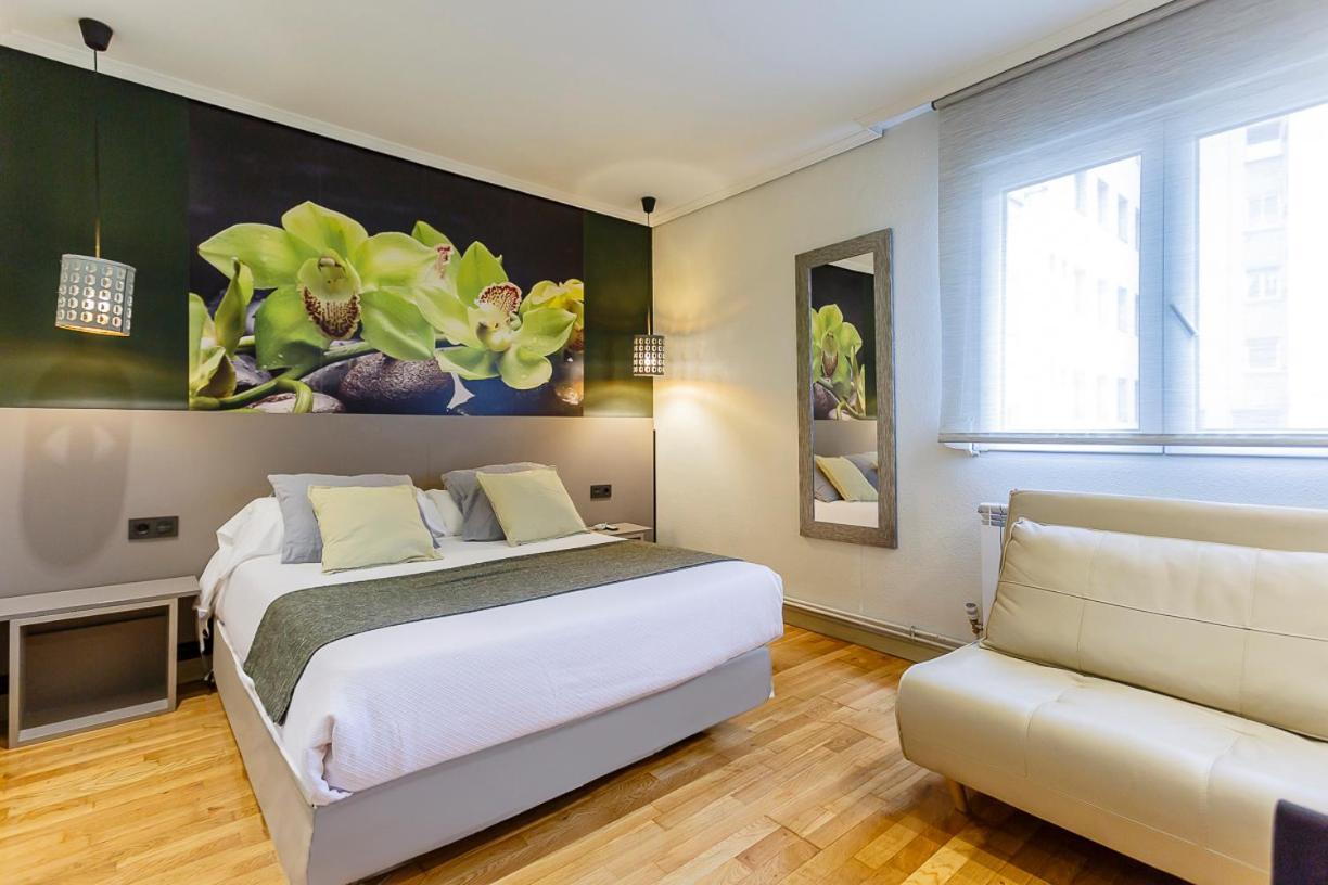 Hostal Rodas Пампона Екстериор снимка