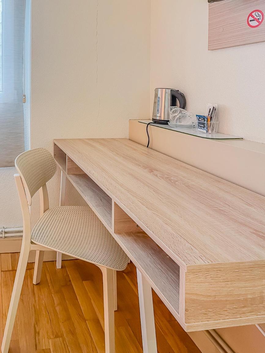 Hostal Rodas Пампона Екстериор снимка