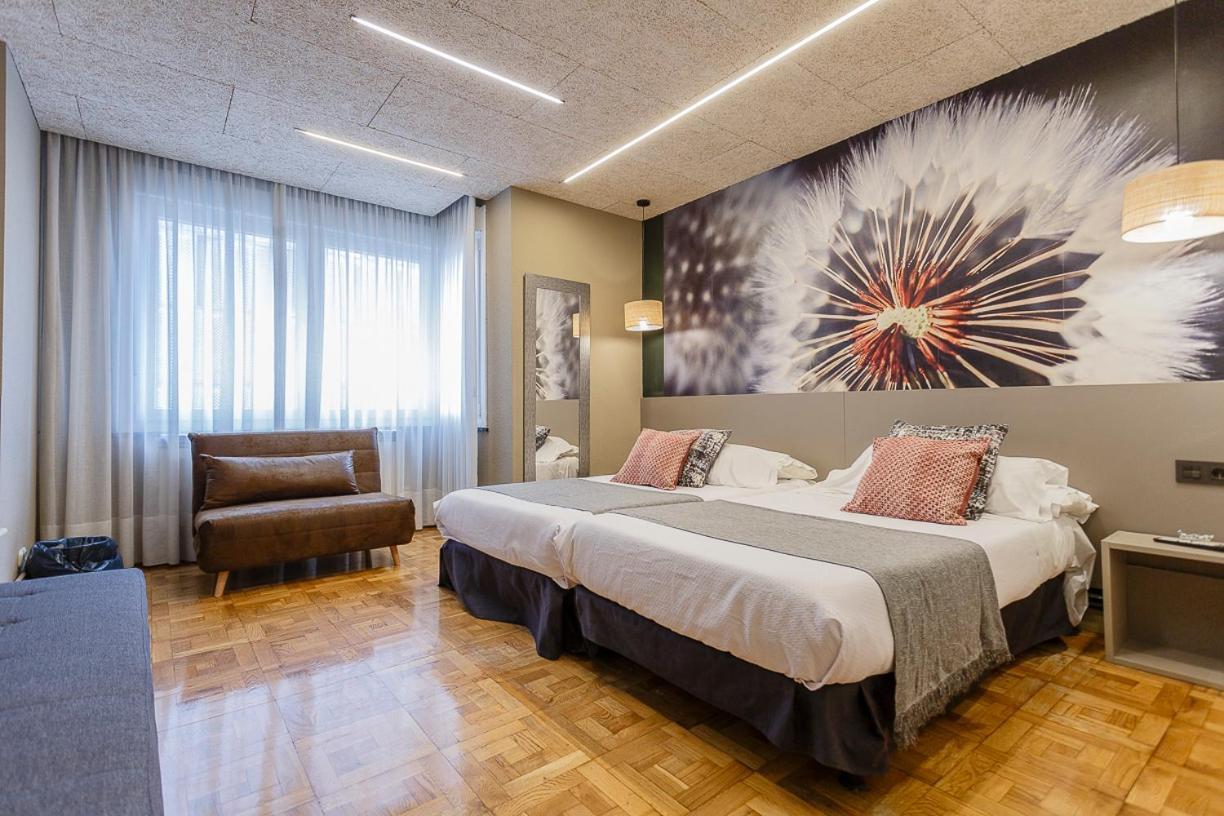 Hostal Rodas Пампона Екстериор снимка