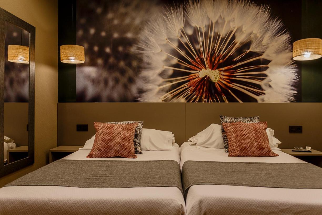 Hostal Rodas Пампона Екстериор снимка